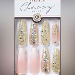 KISS 3D Premium Classy “Be•You•Tiful” Glam Bejeweled Gel Nail Kit
